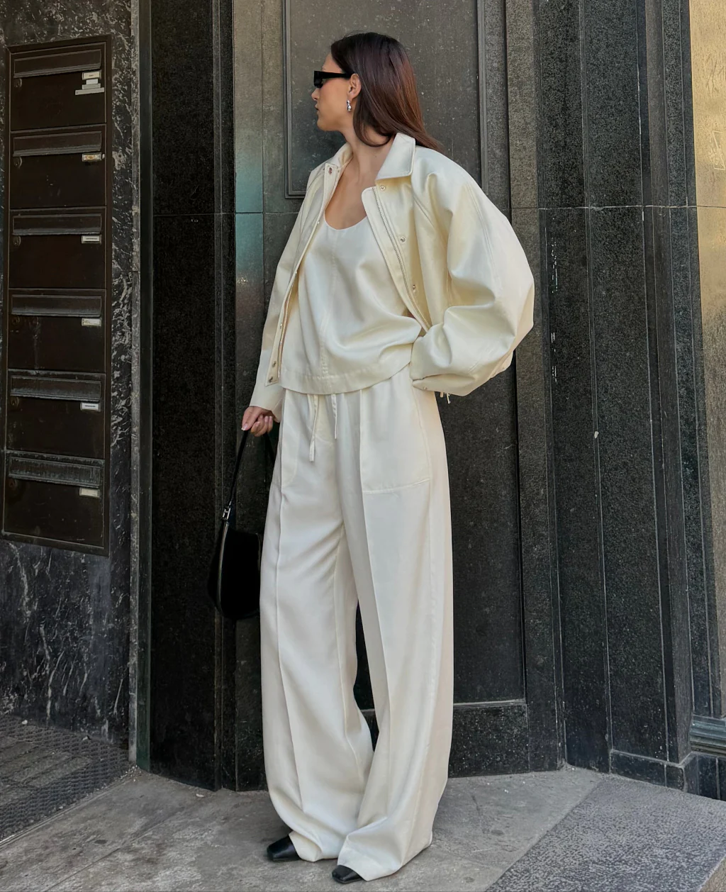 DISCOVER COLLECTION